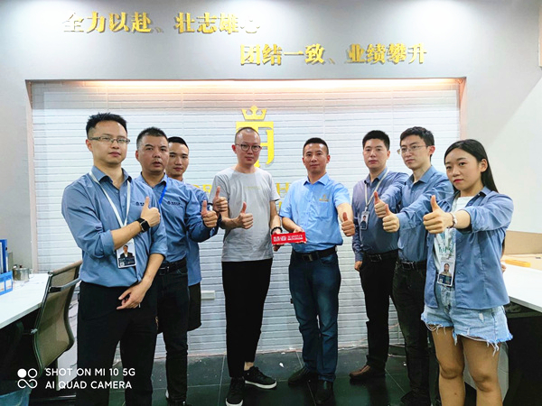 慧亚考察团实地走访皇庭庄园，为您深度剖析品牌实力！