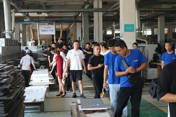 聚势赋能洞见未来|2020雅丽家核心经销商峰会圆满落幕