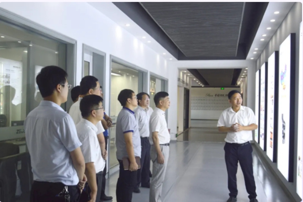 智赢门窗迎来人民日报社山东分社社长一行调研采访