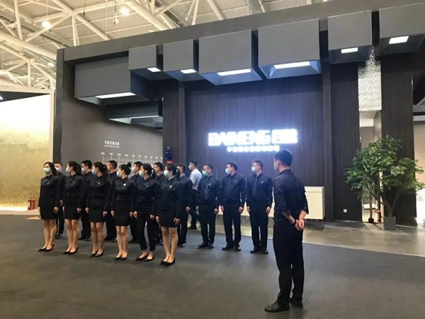 百能不锈钢家居参展首日魅力绽放深圳国际家具展