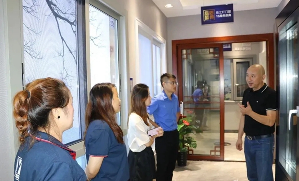雅之轩门窗赋能终端走访调研专卖店内江、仁寿 雅之轩门窗赋能终端走访调研专卖店内江、仁寿