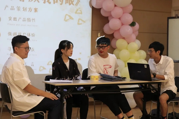 劳卡全屋定制管培生汇报会成功举办
