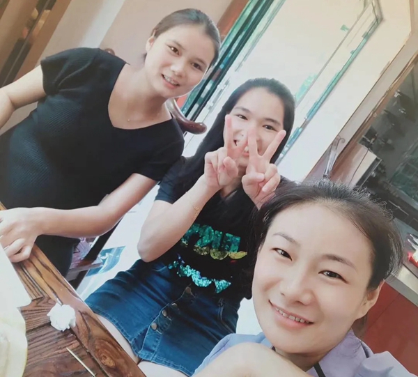 百能橱柜吕淑端：从百能消费者到百能人的缘分