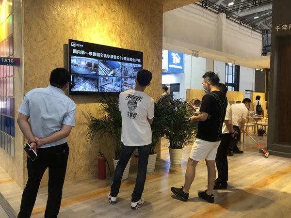 千年舟·柏菲伦特别亮相深圳国际家具展吸引目光无数