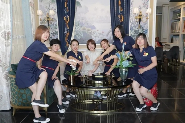 如鱼得水朝阳市双塔区店刘燕：先做人后做事 谨于言慎于行