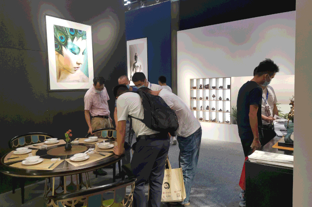 汇盈铜木缘因“缘”而遇国际名家具(东莞)展览会
