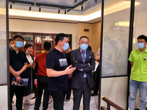 南洋胡氏在深圳国际家具展收获行业盛赞 南洋胡氏在深圳国际家具展收获行业盛赞
