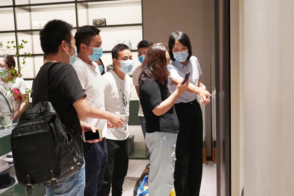 西克曼与曼好家联手参加深圳国际家具展圆满收官 西克曼与曼好家联手参加深圳国际家具展圆满收官
