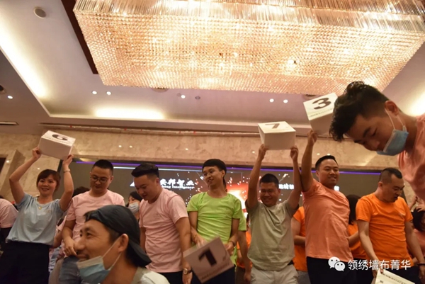 领绣菁华2020总裁培训会第二天精彩依然! 领绣菁华2020总裁培训会第二天精彩依然!