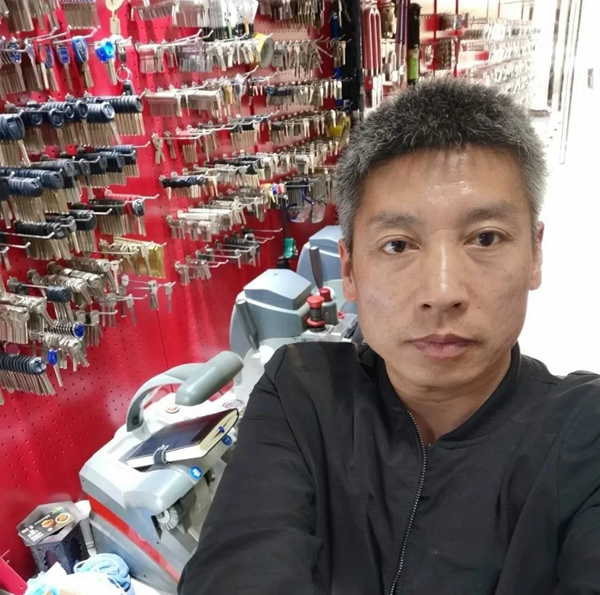 智能锁经销商刘子勃：从过去到未来，我会一直坚守在这个行业