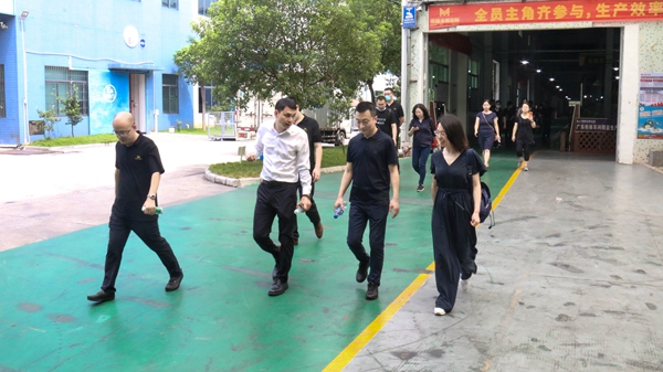 智能制造携手共赢丨龙湖集团供应链管理部总经理郑海晗一行领导莅临玛格参观交流 智能制造携手共赢丨龙湖集团供应链管理部总经理郑海晗一行领导莅临玛格参观交流