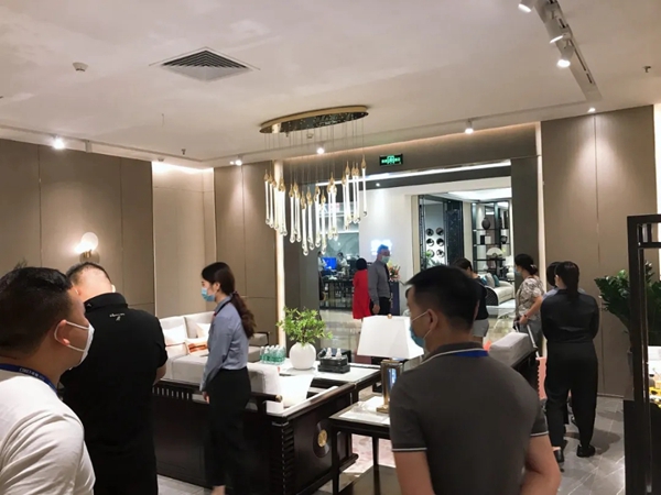一品海棠家具携《和言》诗意登场深圳家具展 一品海棠家具携《和言》诗意登场深圳家具展