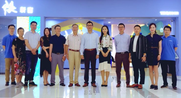 特诺发门窗央视纪录片《蜕变时刻》抢先看