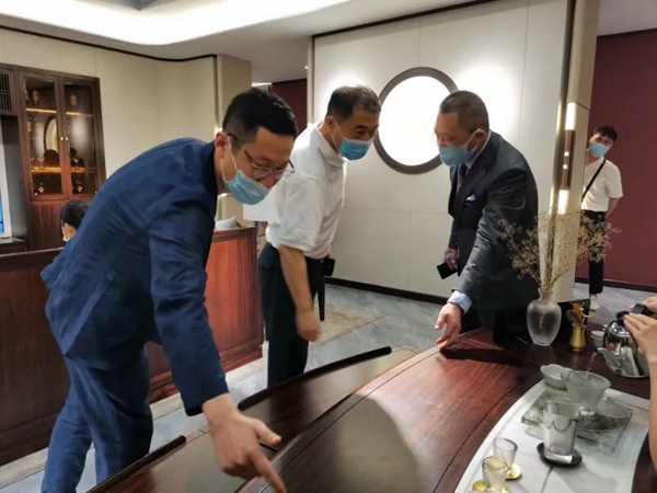 南洋胡氏在深圳国际家具展收获行业盛赞 南洋胡氏在深圳国际家具展收获行业盛赞