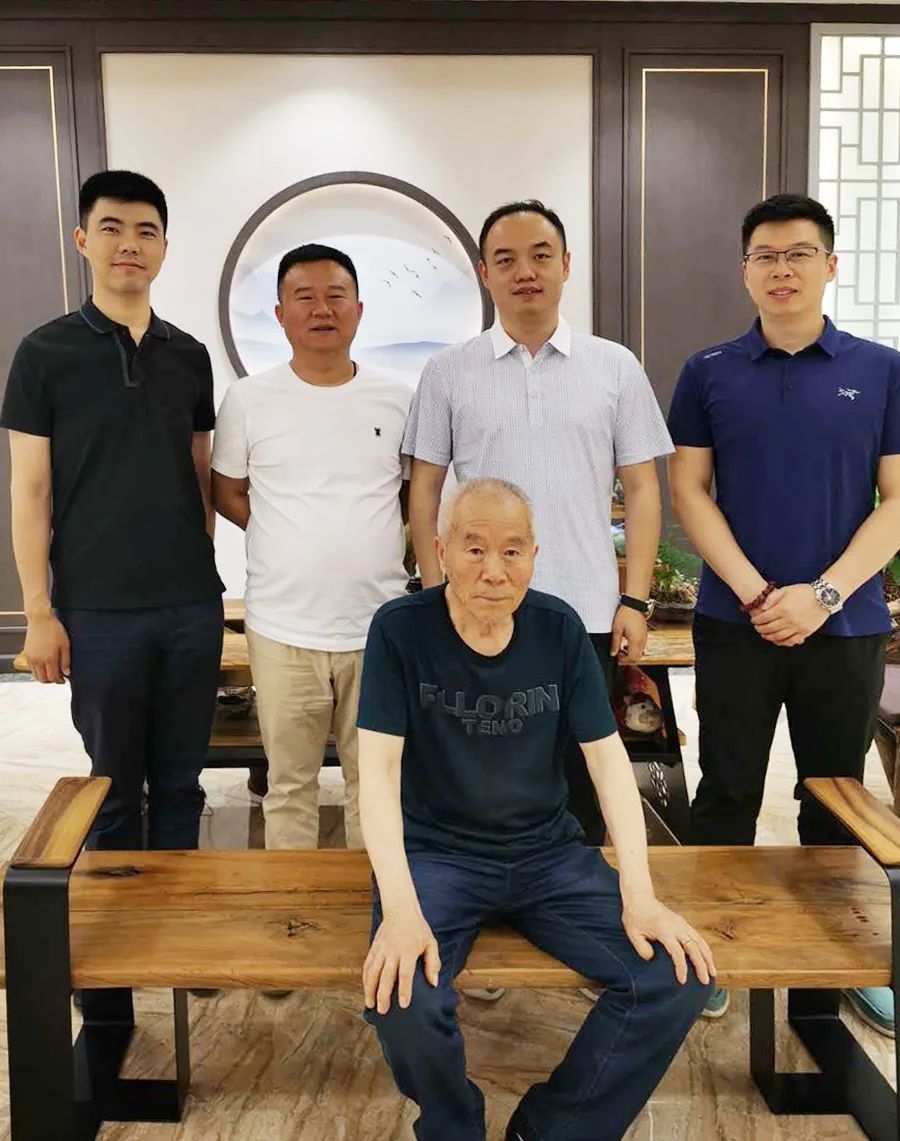 三峰家居22周年司庆-忠诚贡献奖:山西大同李永福