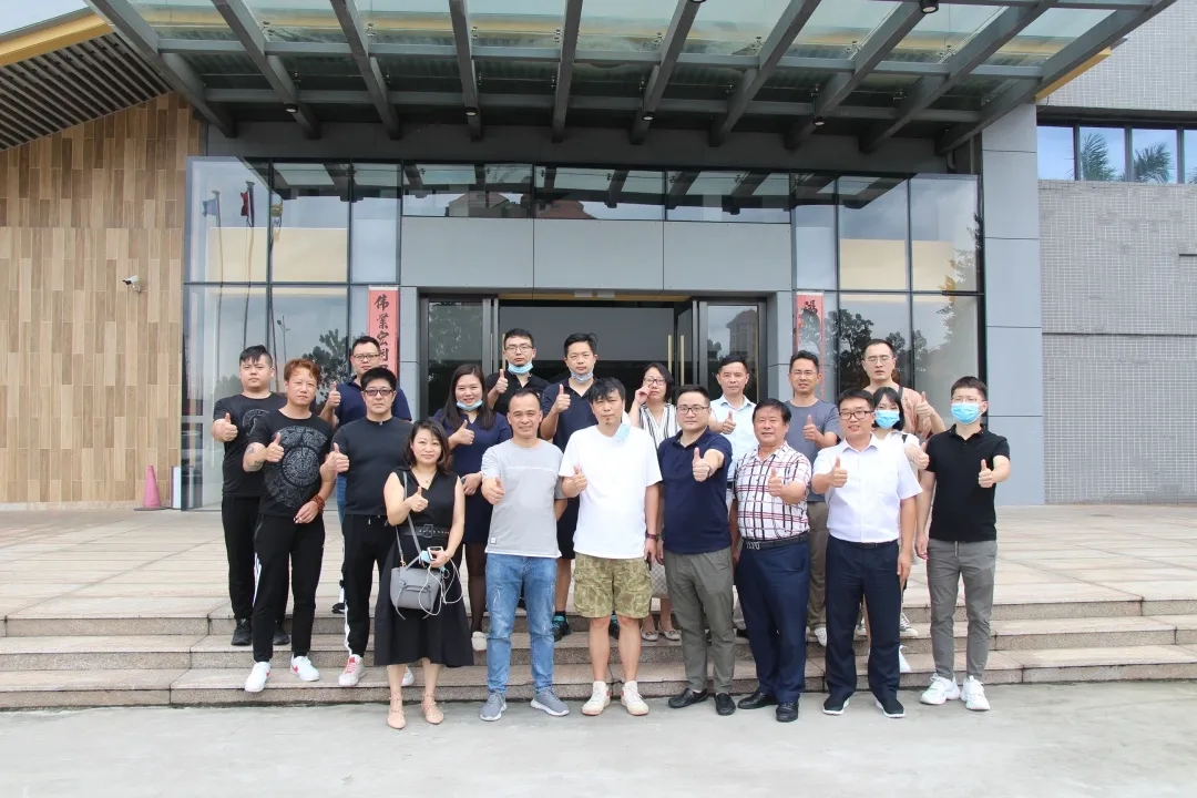 湖北设计师协会领导参观润成创展工厂
