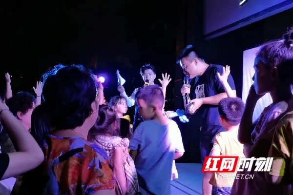 亘爱系统门窗“旧房焕新计划”夜宴专场圆满落幕
