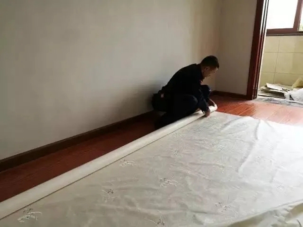 可妮雅无缝墙布：墙布透胶怎么办？