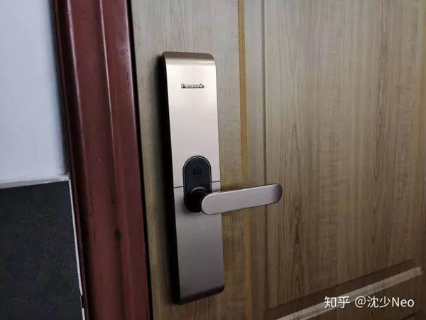 松下72系智能锁使用测评