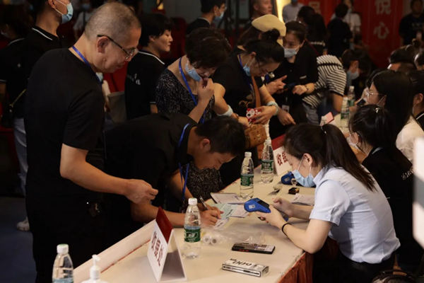 柏厨家居第20届厂购节圆满落幕，17天创造销售额1000万！