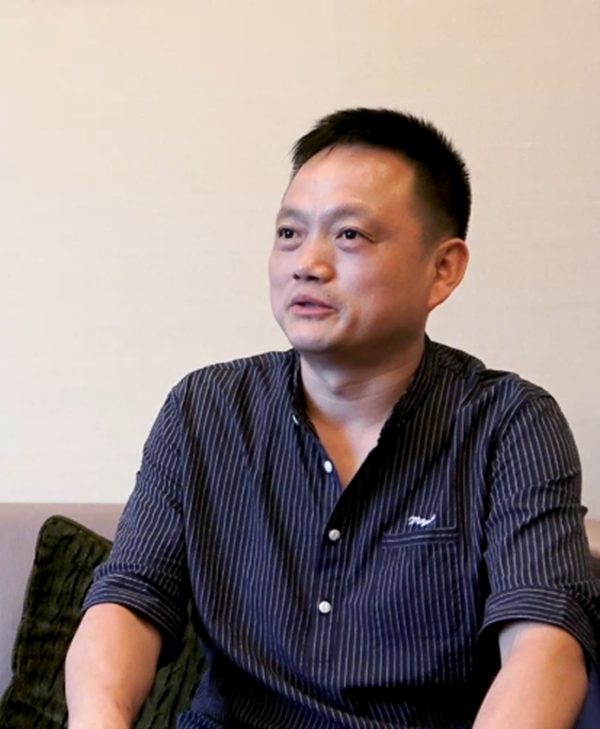 摩力克项城专卖店张振华：墙布专区妙处多