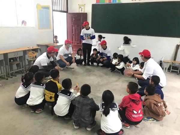 顶固全屋定制第十一所希望小学落成典礼圆满举行