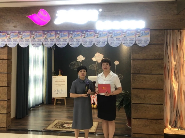 天衣无缝墙布“品牌八月 钜惠风暴”活动圆满结束