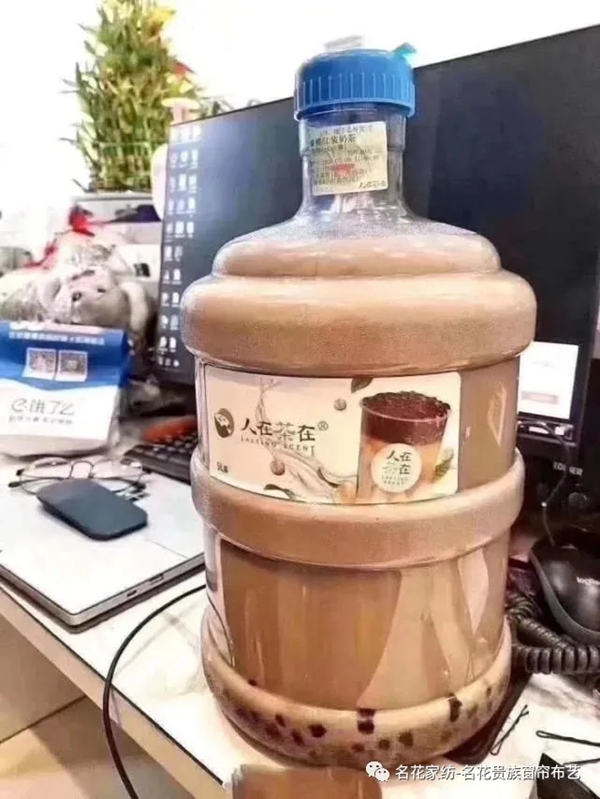 名花家纺：入秋的第一杯奶茶与入秋的窗帘选购