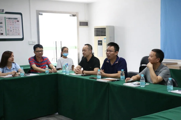 天湘板业迎来广东省家具商会协会参观交流