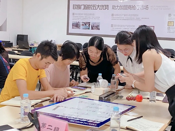 “乘风破浪·赋能终端”2020欧享门窗销售精英特训营圆满结课
