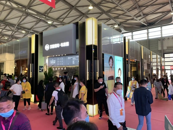 艾是墙布上海展会全新亮相 