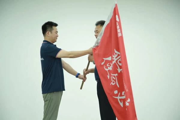 圣象家居召开“百日攻坚 乘风破浪”誓师大会以及第六次“打造学习型组织”培训