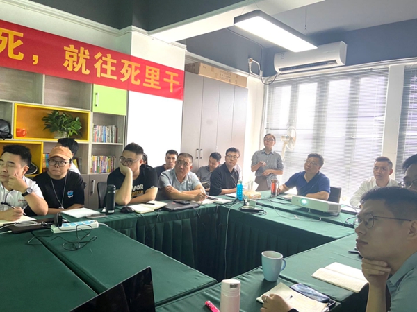 居里亚全屋定制8月总结暨9月述职大会圆满召开