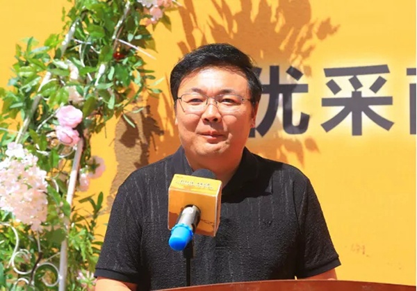 伟昌铝材门窗携手优采商学院开启为爱筑梦敦煌助学公益活动