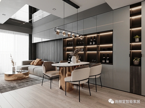 尚朋堂全屋定制：全屋定制和木工现场打柜哪个更实用？