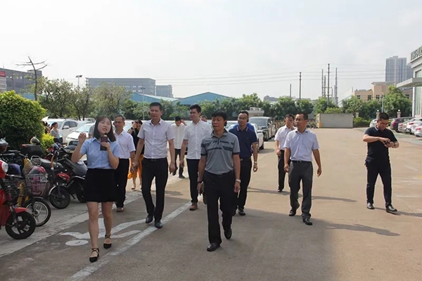 伊百丽迎接佛山高明区政协杨和镇联络组莅临参观指导