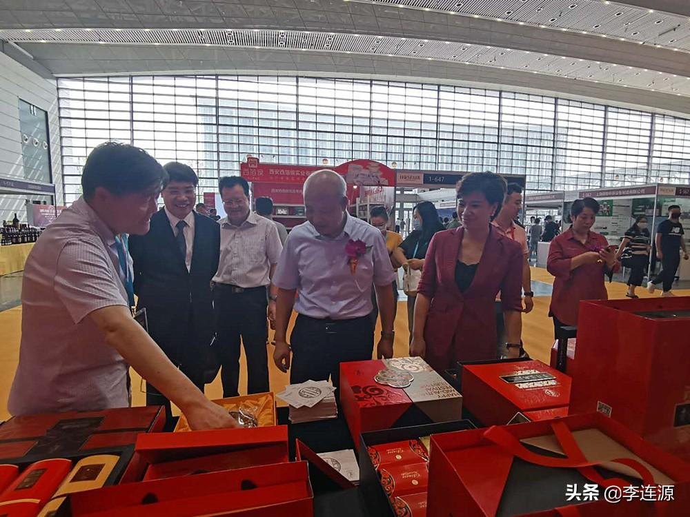 第十九届西安国际家具博览会盛大启幕