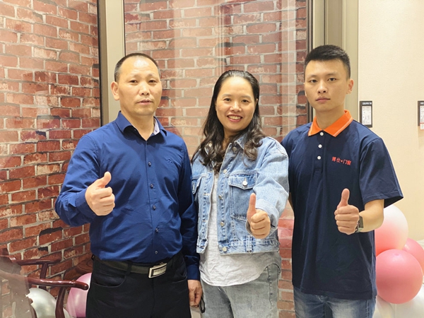 博仕门窗四川宣汉专卖店：坚定走与公司同发展之路