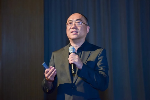 伟昌铝材门窗站在世界最高音乐厅，上演一场超高层思想盛宴