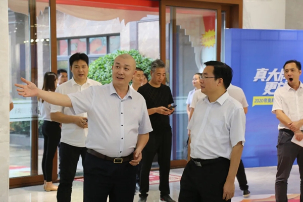 帝奥斯门窗迎接肇庆市委领导及广东省青年商会领导一行莅临考察