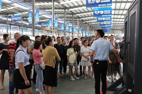 金致尚品门窗打造王牌门店，第一期新品线下培训圆美结束