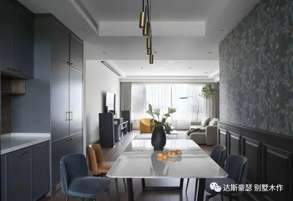 达斯豪瑟德系木作：高级灰住宅，一半高雅，一半低奢
