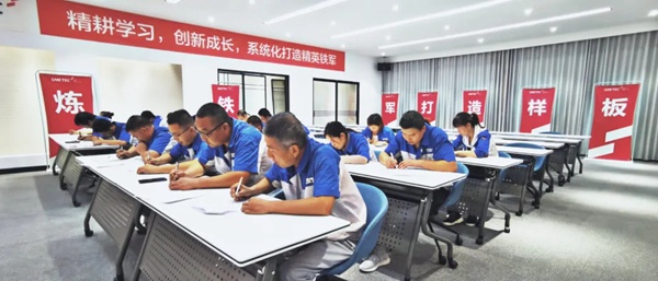 塞米门窗：加强标准培训 专业铸就精品