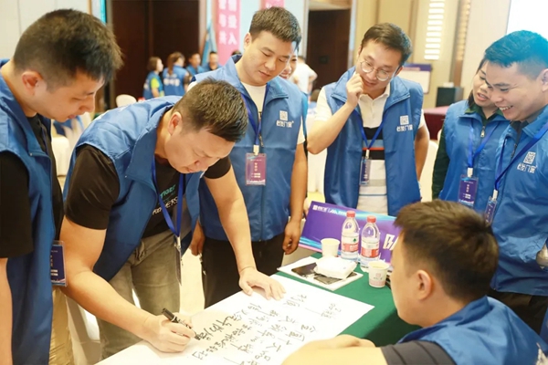 怡发门窗T6项目特训营圆满结束 携手广州建众打造怡发T6营销系统