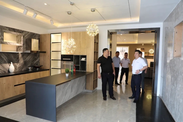 扬子智能家居携手乐加全屋定制 达成战略合作协议