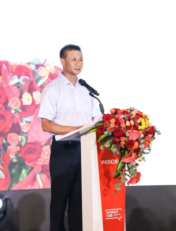 雅琪诺双线凯旋 再创辉煌战绩