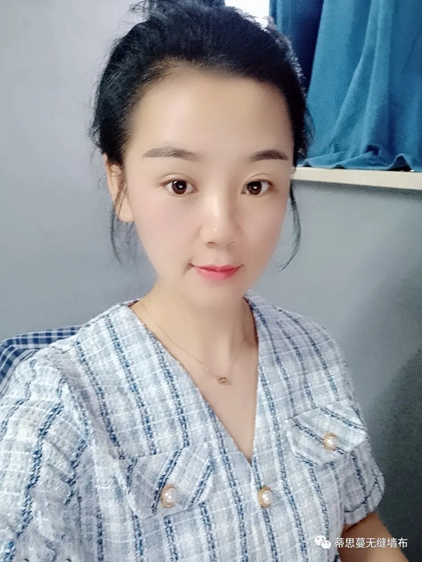蒂思蔓无缝墙布致青春
