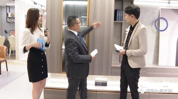 以环保竹香板铸轻奢定制精品，顶固全屋定制轻奢好物节直播成功收官！