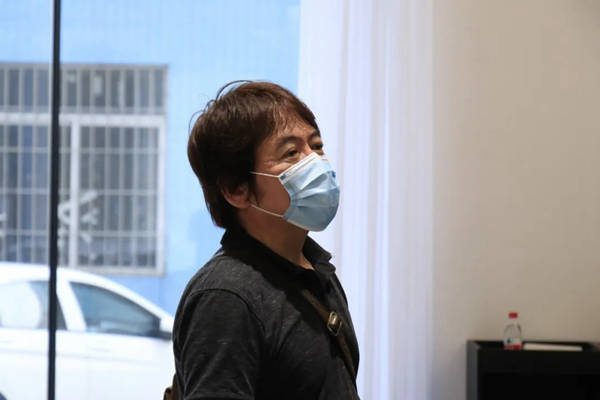 日本著名建筑设计师本间贵史莅临劳卡家具总部参观交流