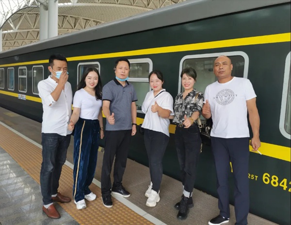 亮阁门窗2020年第三次群英会＆精英会陕西研习之旅